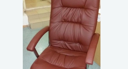 Обтяжка офисного кресла. Площадь Ильича